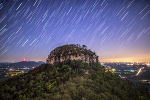 stars, nc, pilot mountain, night