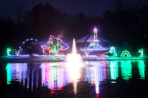 tanglewood, festival of lights, Clemmons, North Carolina, holiday, Christmas, attraction